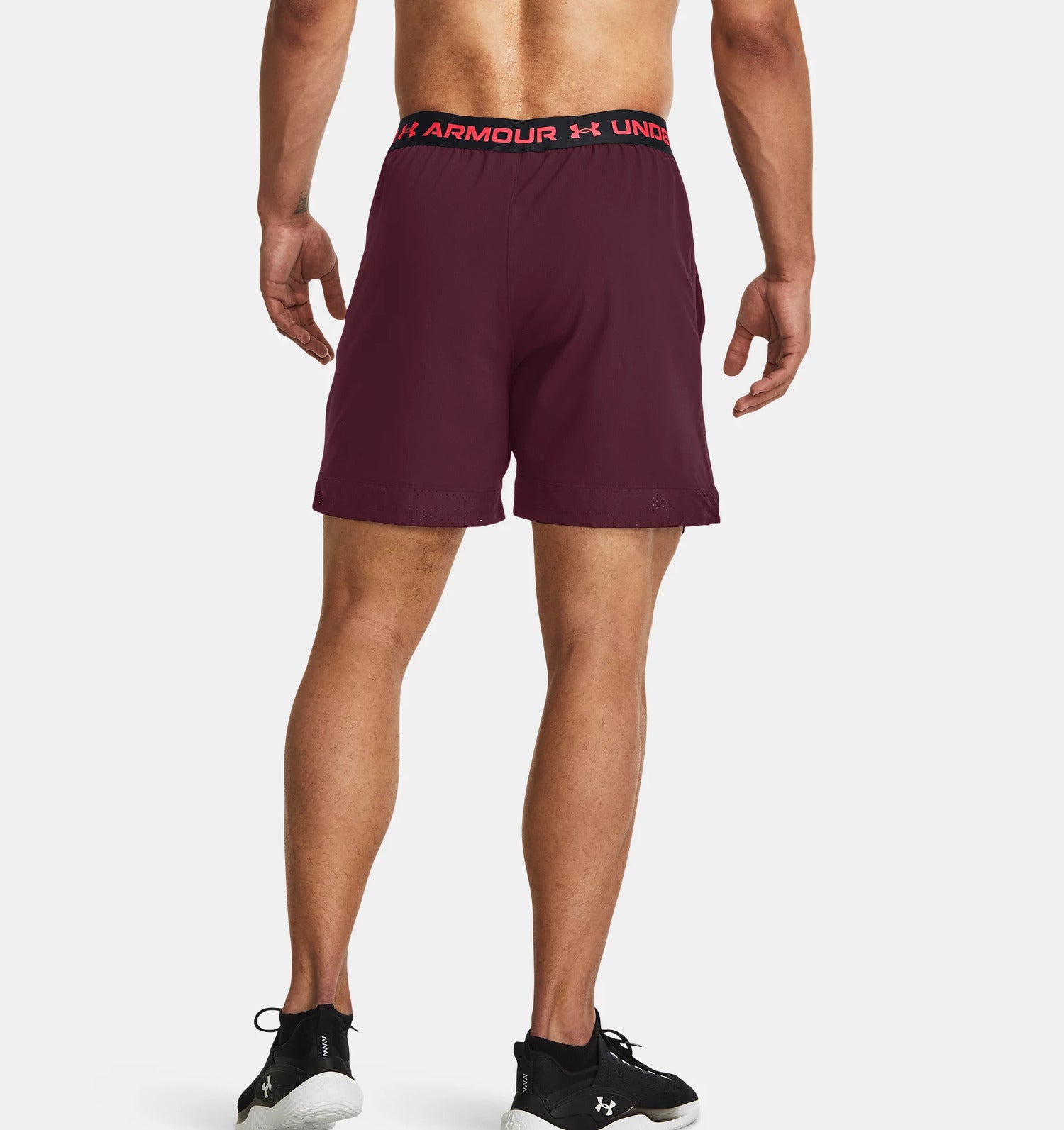 Under Amour Pantaloni Croti Shorts Vanish Woven 15 cm Uomo