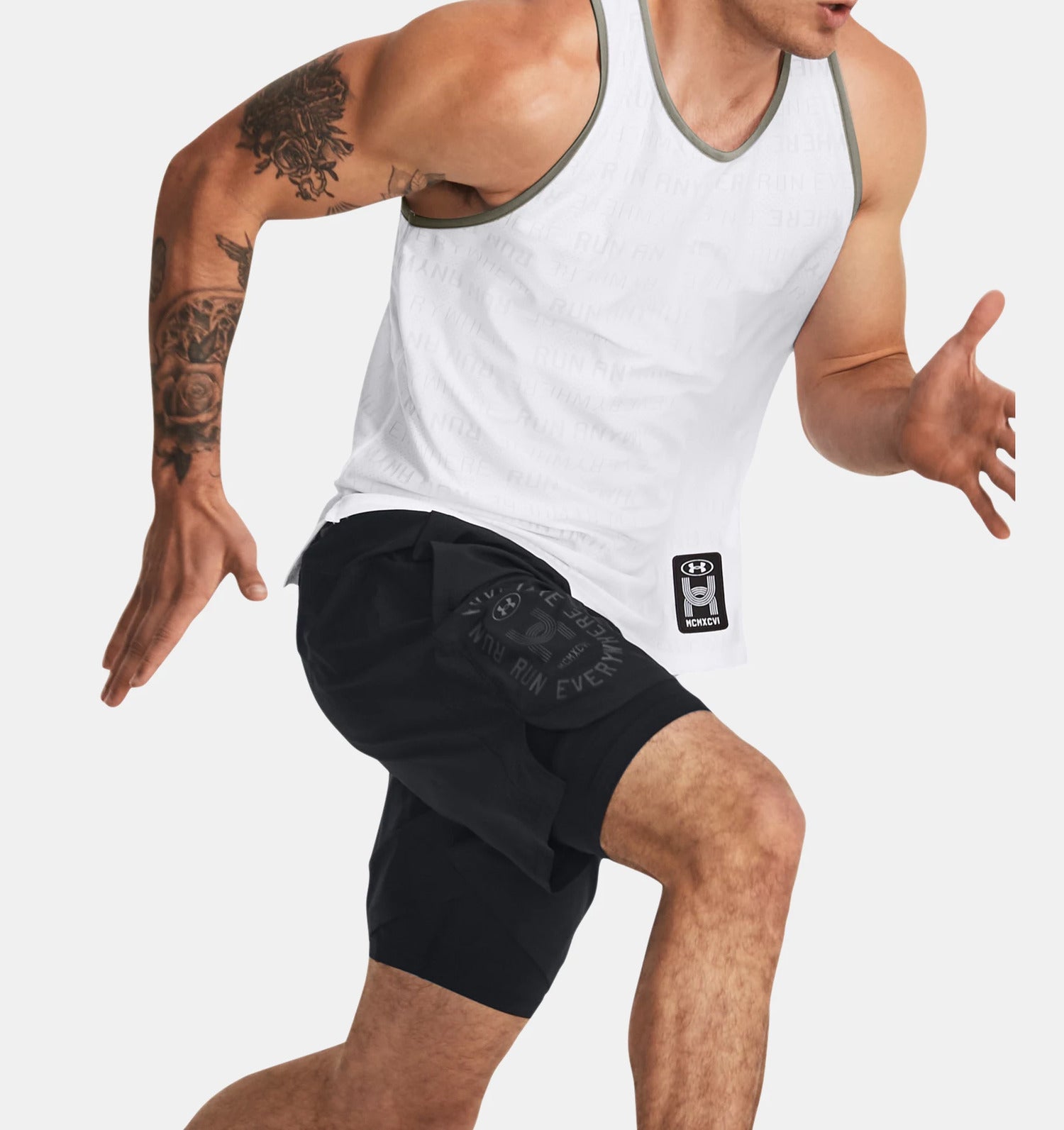 Under Armour Shorts Run Everywhere Uomo