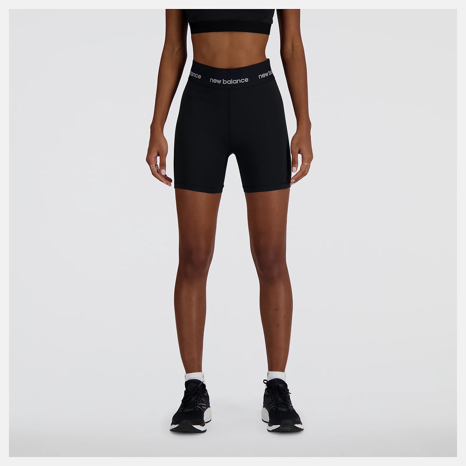 New Balance Pantaloncino Corto Sleek High Rise Sport Short 5" Donna Nero
