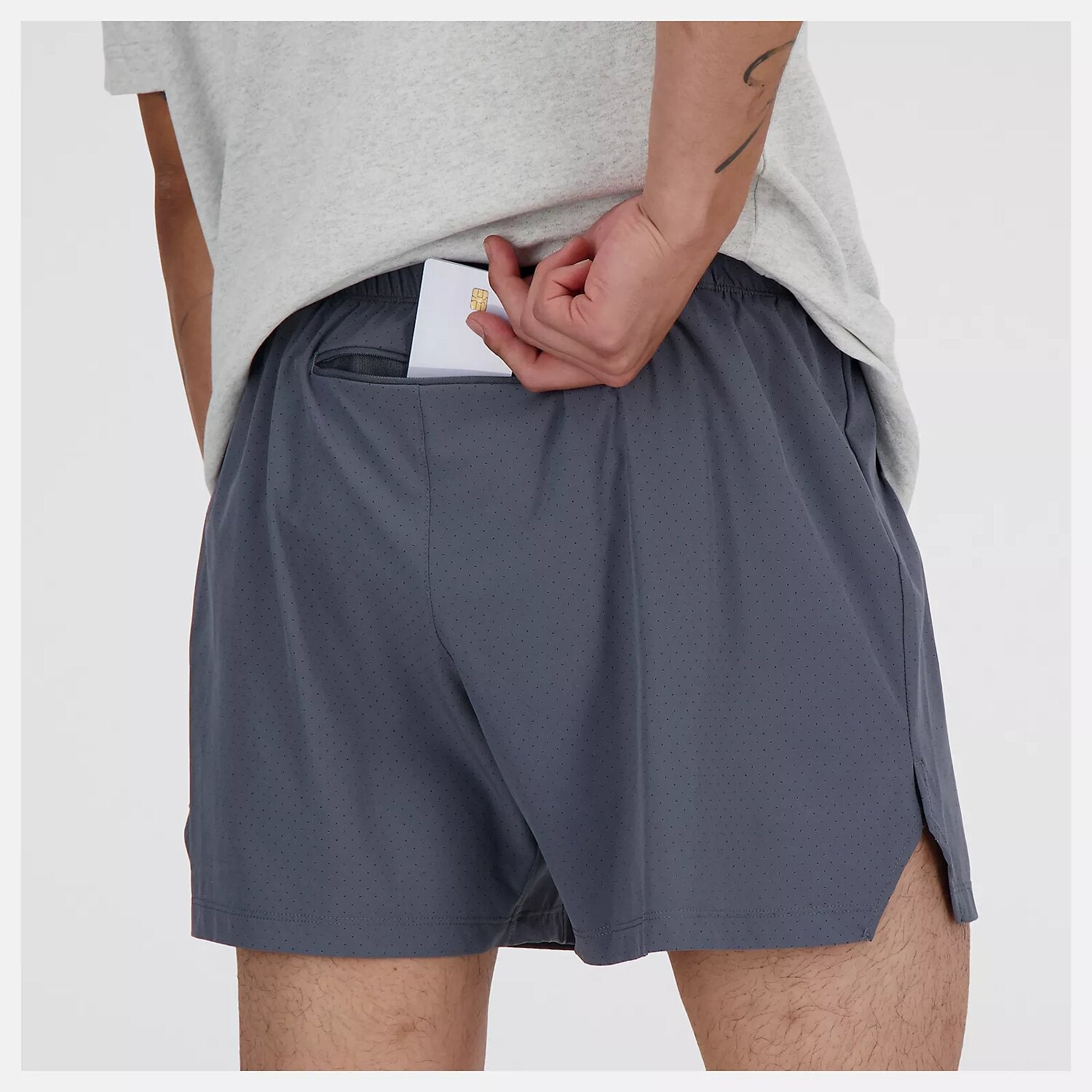RC SEAMLESS SHORT 5 INCH
