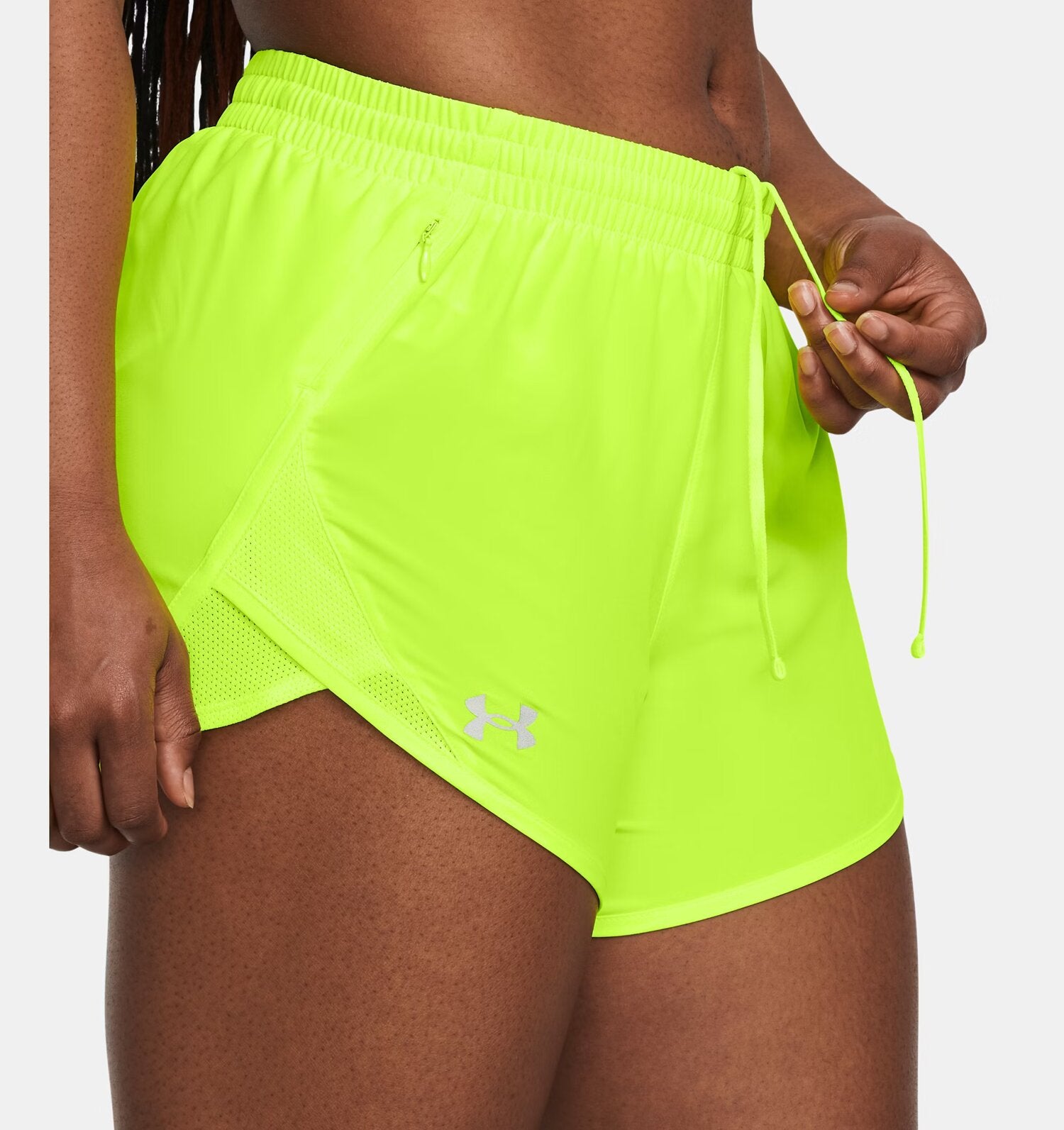 UA FLY BY SHORT