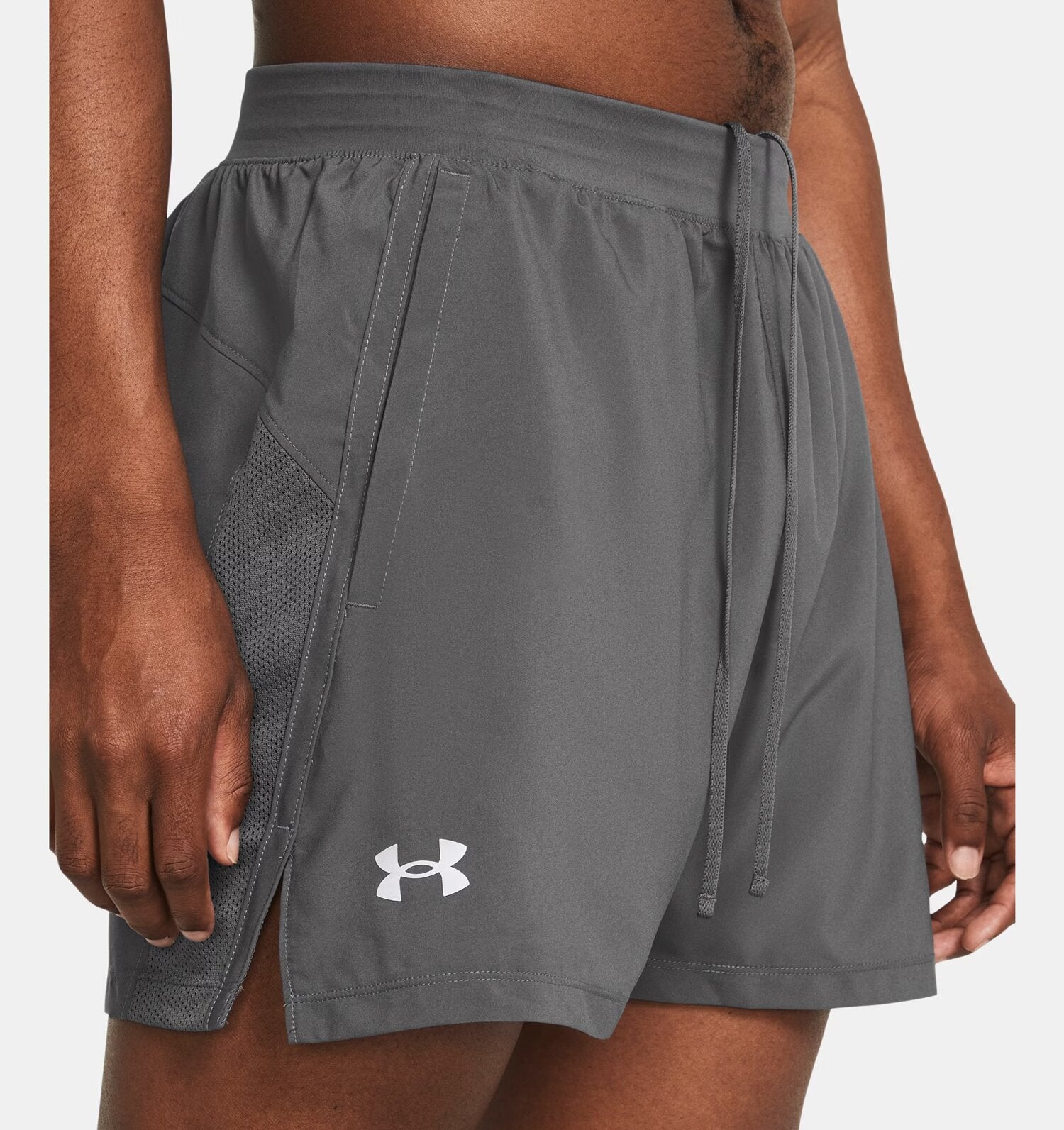 UA LAUNCH 5 SHORTS
