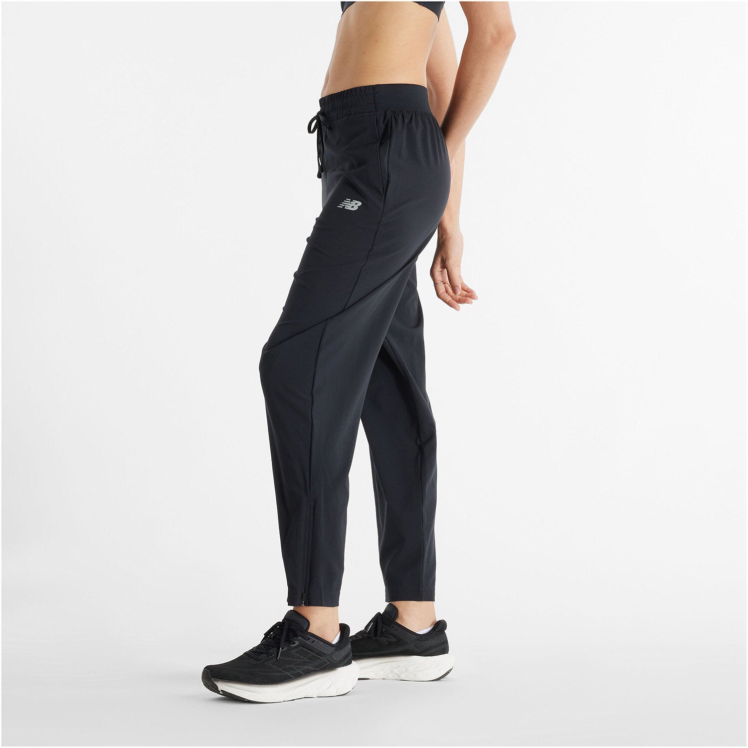 SPORT ESSENTIALS PERFORMANCE WOVEN PANT