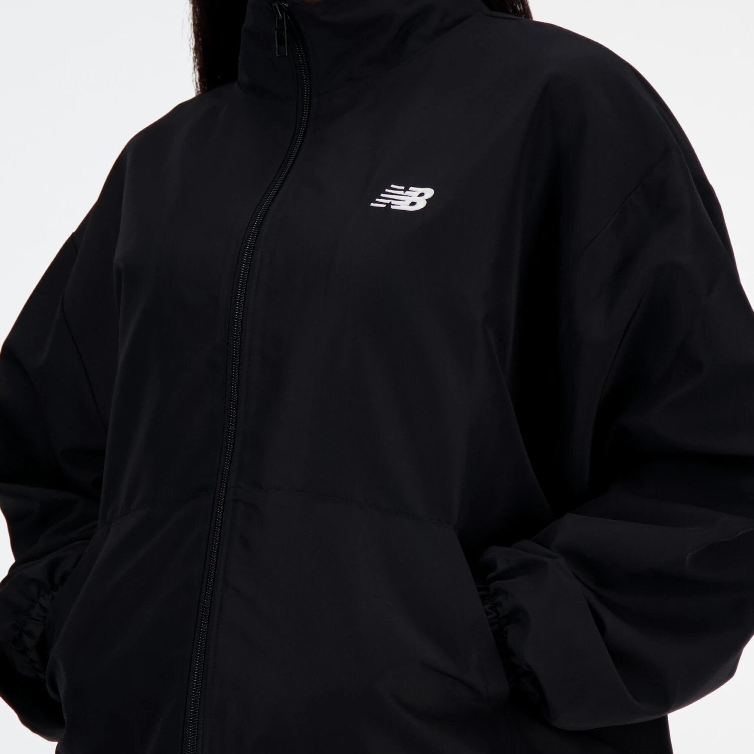 NEW BALANCE WOVEN JACKET