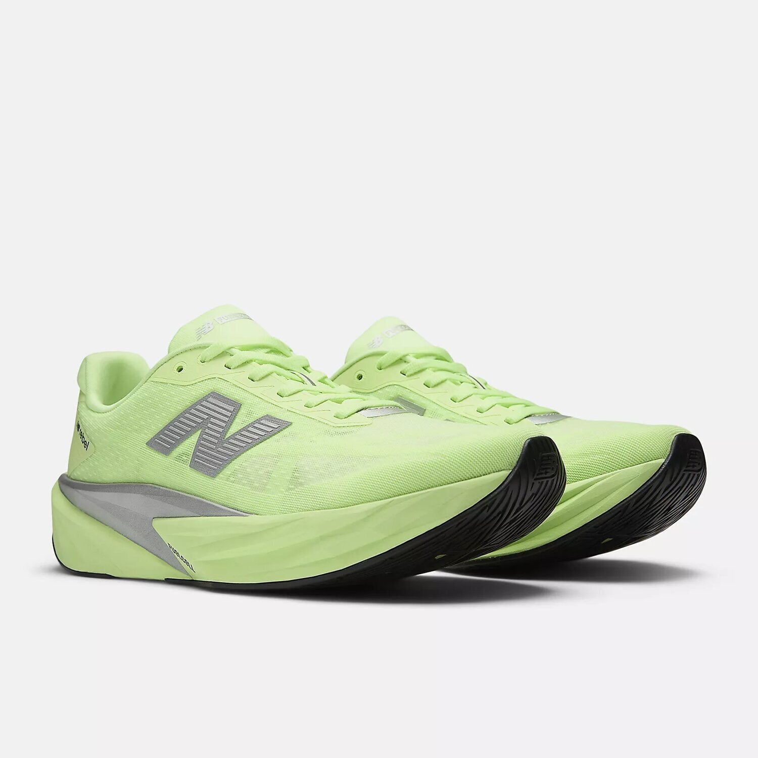 New Balance Scarpe da Running FuelCell Rebel V5 Uomo Mint Flash